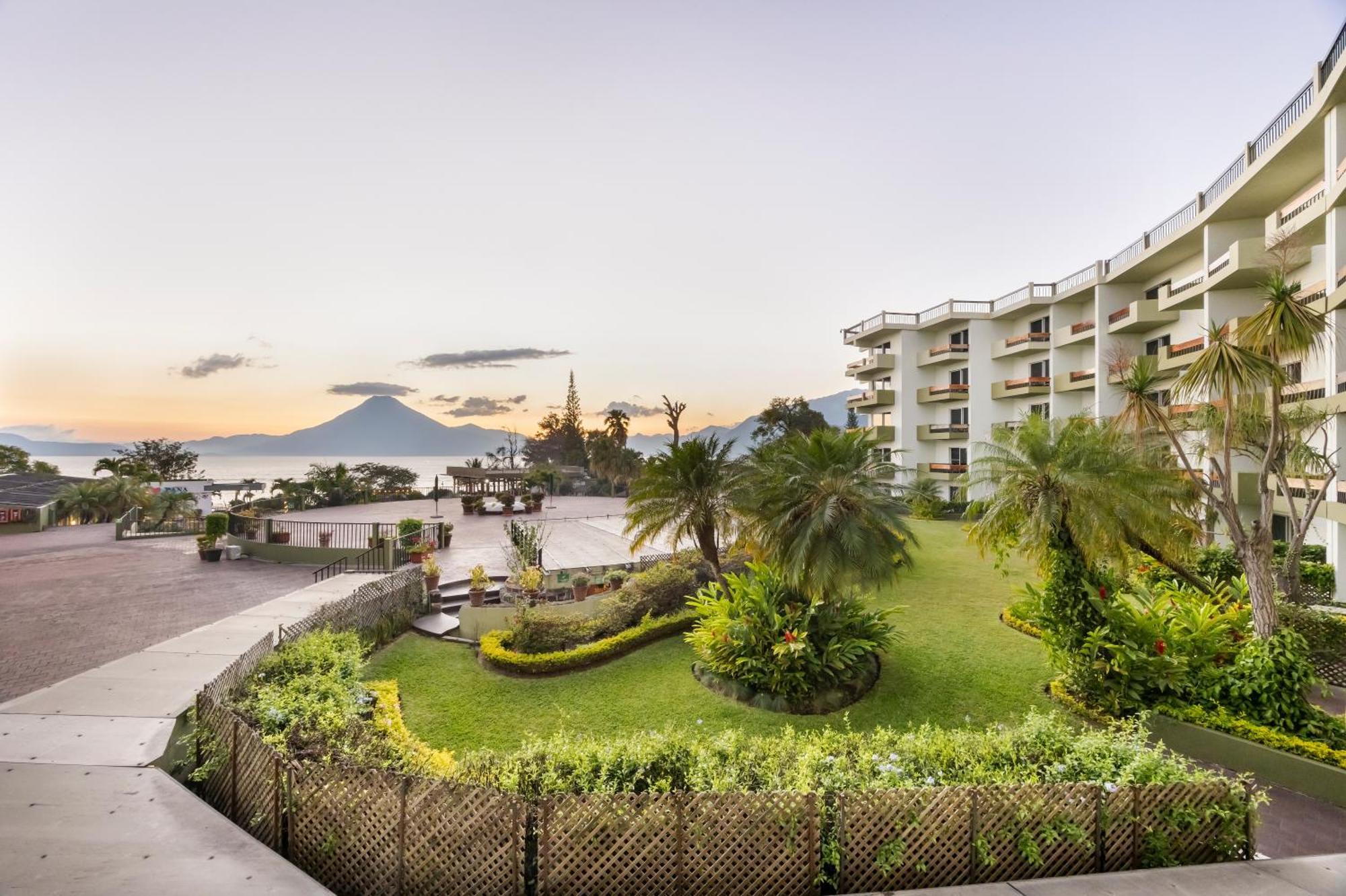 Porta Hotel del Lago Panajachel Esterno foto