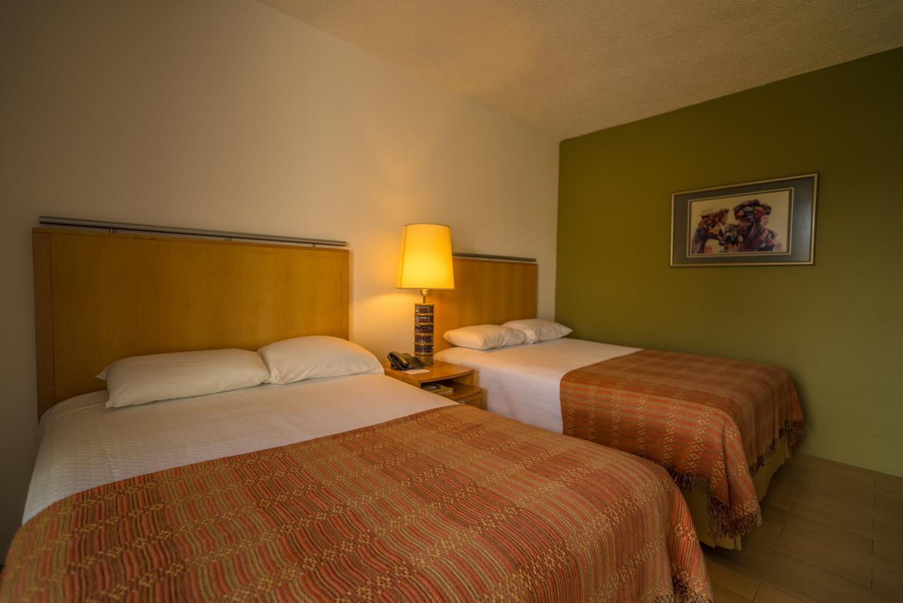 Porta Hotel del Lago Panajachel Esterno foto